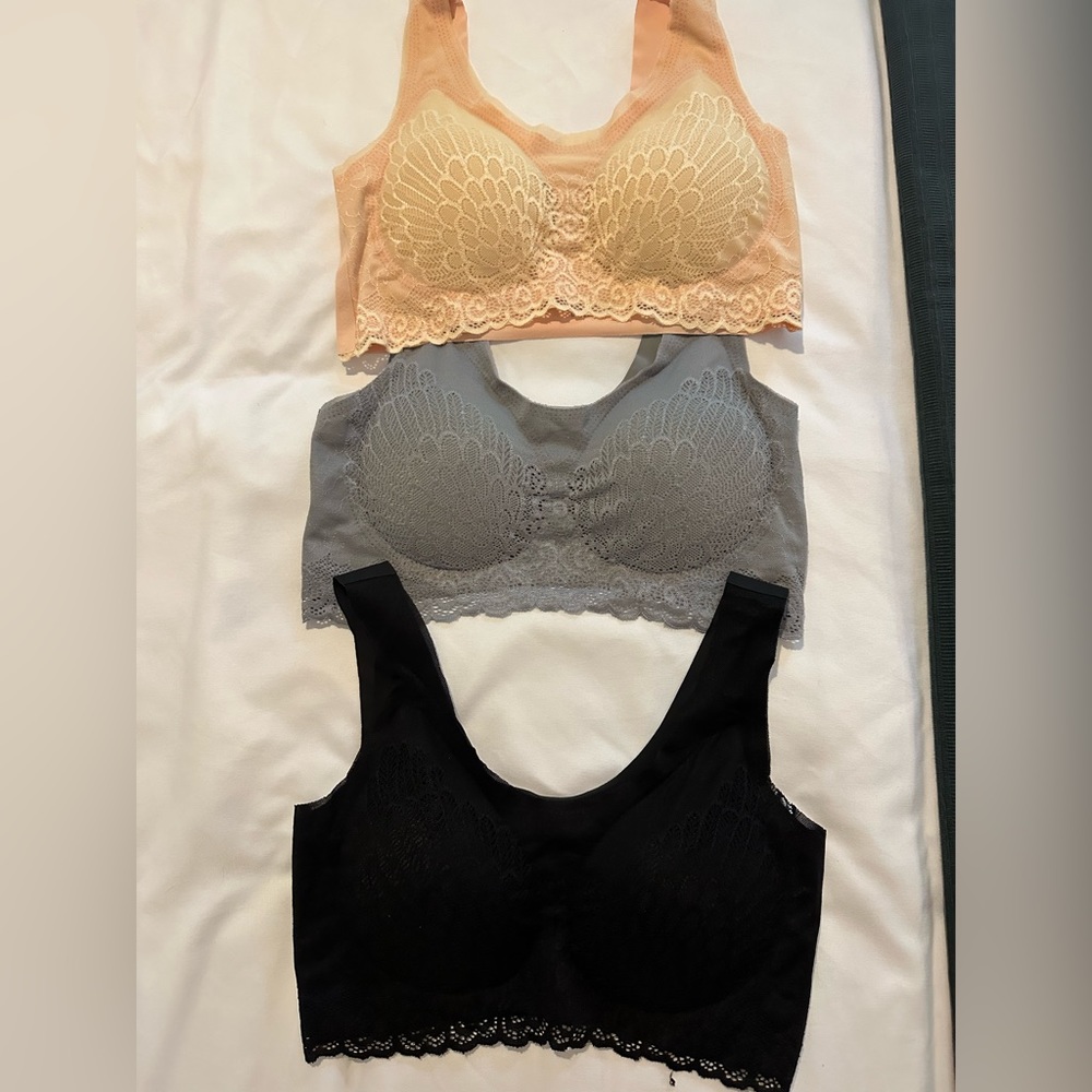 Bralette set! (3) brand new never worn !!
